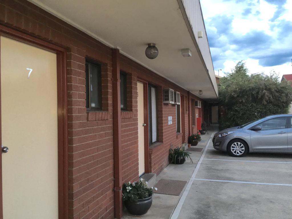 Albury Central Motel Bagian luar foto